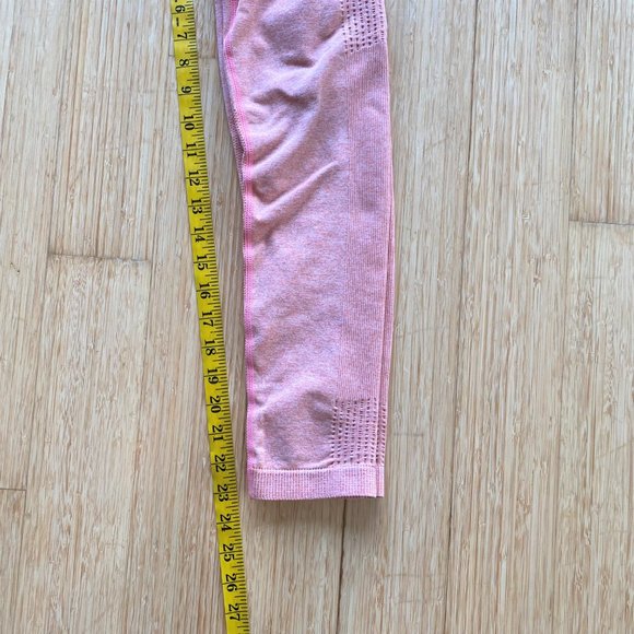 Women’s Gymshark Ombre Peach/Pink Seamless Leggings, Size M - Picture 5 of 10